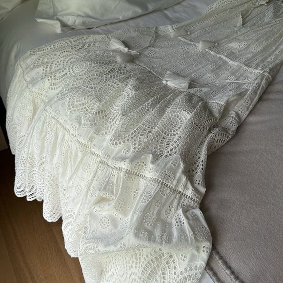 Ulla Johnson Gianna eyelet midi dress with tie waist. Excellent condition. Sz 4 - Picture 12 of 14